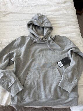 NWT Ten Thousand Hoodie